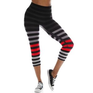 K-DEER Capri Legging in Jennifer Stripe